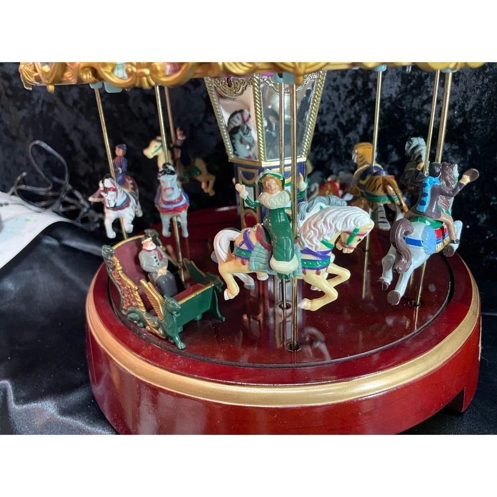 Mr Christmas Grand Carousel Original Classics Musical Box 30 Songs Adapter Works - Picture 15 of 16